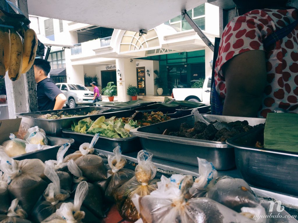 Ẩm thực Philippines: Chỗ bán Sisig ngon và rẻ nhất Manila