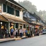 Nhật ký du lịch bụi Lào (1): Luang Prabang và thác Kuang Si