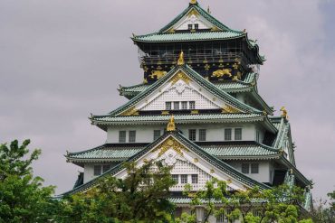 Du lịch bụi Nhật Bản (11): Osaka Castle (Thành Osaka hay Lâu đài Osaka), chợ Kuromon, Wad, Đường Orange